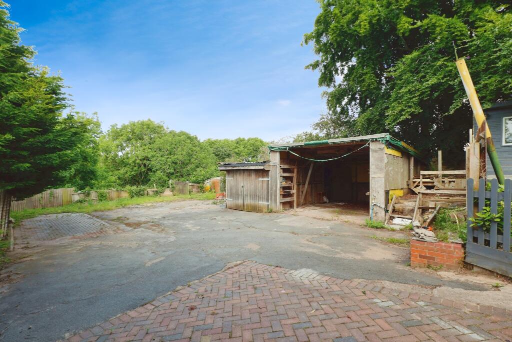 Additional image 17 of Oldbury Road, Nuneaton, Warwickshire, CV10