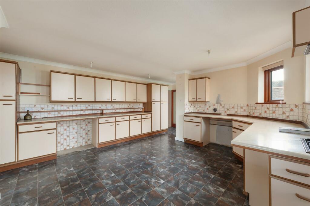 Additional image 9 of Neptune Gap, Island Wall, Whitstable