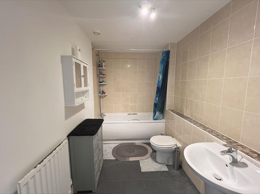 Additional image 8 of Canal Road, Gravesend, DA12 2AT