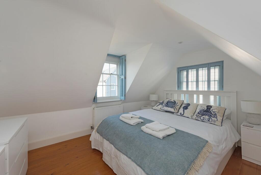 Additional image 8 of Island Wall, Whitstable, CT5