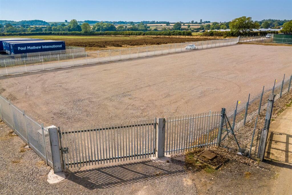 Additional image 4 of Drayton Manor Farm, Stratford-Upon-Avon CV37 6RQ