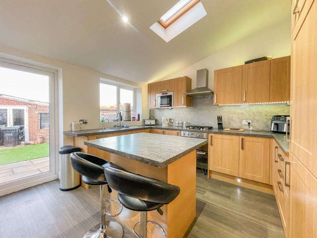 Additional image 15 of Whinfell Way, Gravesend, DA12