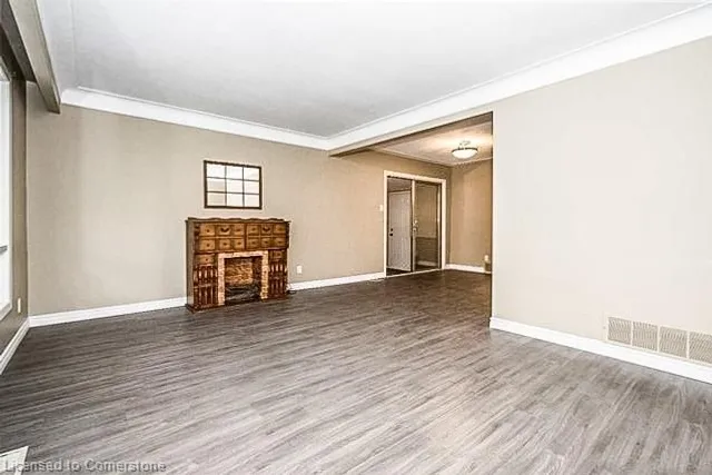 Additional image 2 of 698 West 5th St