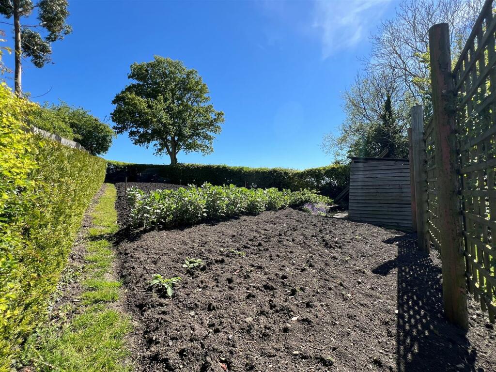 Additional image 42 of The Green, Chesterton, Leamington Spa