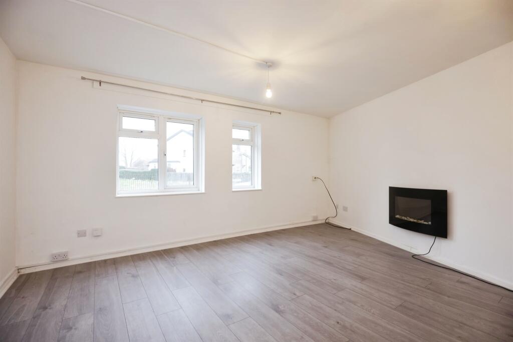 Additional image 11 of Manor Court, Fenny Compton, Southam
