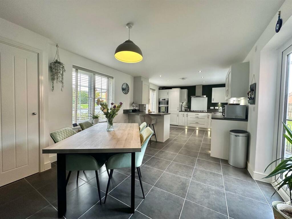 Additional image 36 of William Stockton Close, Shavington, Cheshire