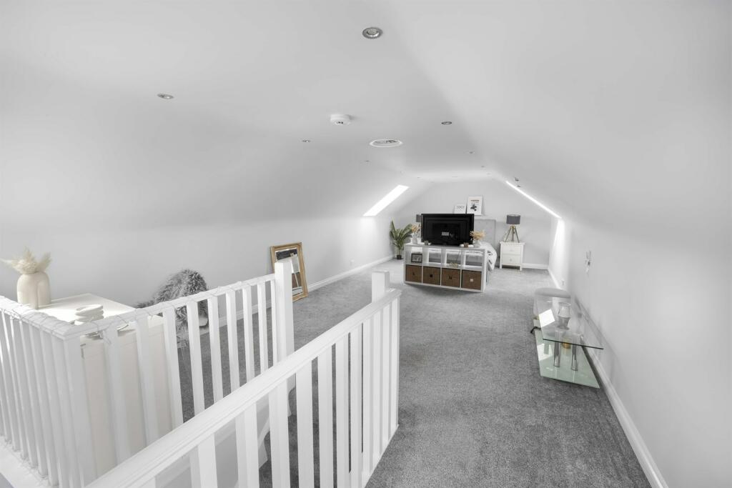 Additional image 34 of Brockhurst Way, Northwich