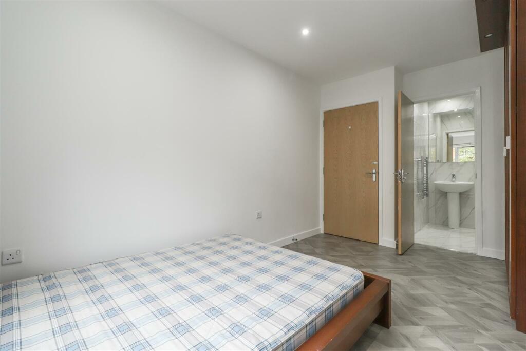 Additional image 8 of Caister Hall, Conisbrough Keep, Coventry