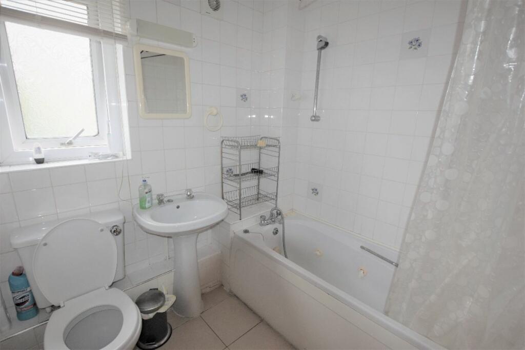 Additional image 6 of 68 Headcorn Drive, Canterbury