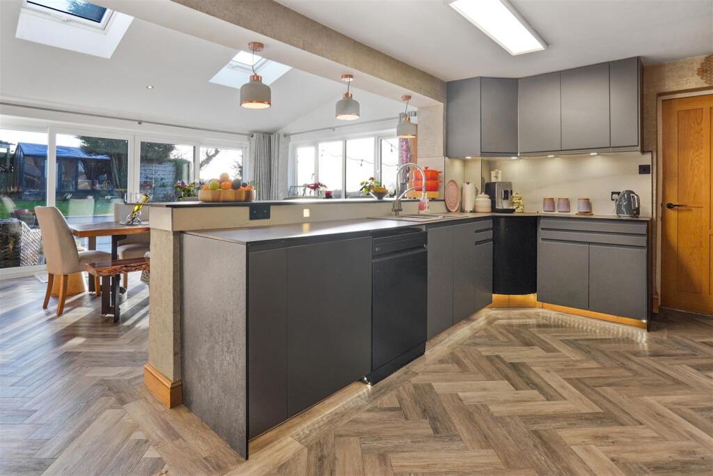 Additional image 2 of Priory Road, Market Bosworth