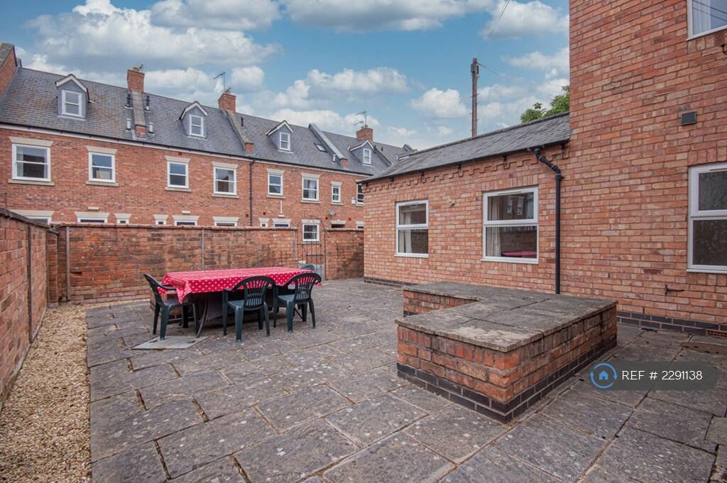 Additional image 9 of Russell Terrace, Leamington Spa, CV31