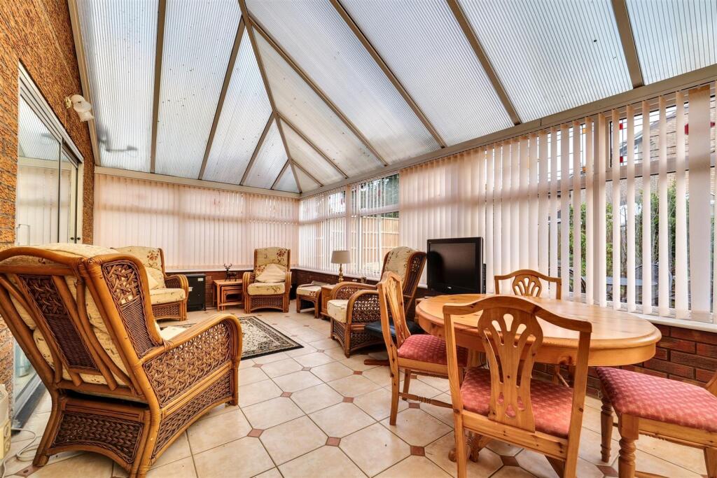 Additional image 6 of Thornhill Drive, Nuneaton