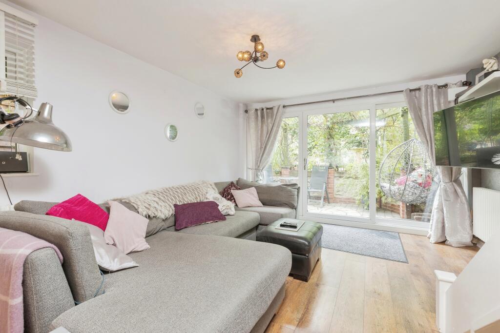 Additional image 4 of Clarence Place, Gravesend, Kent, DA12