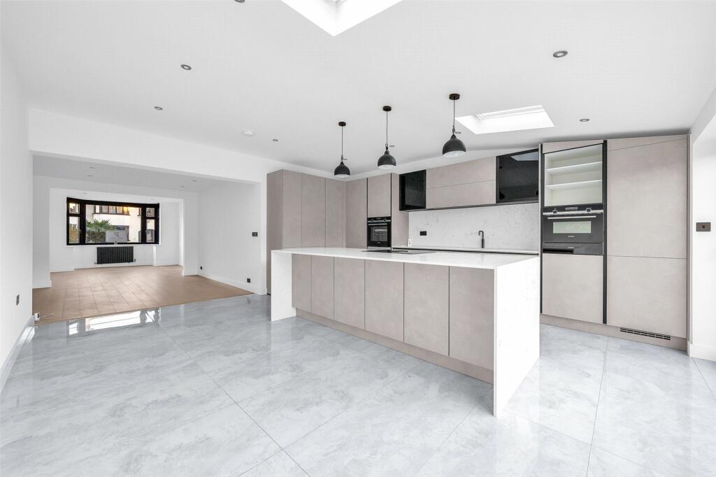 Additional image 12 of Luddesdon Road, Erith, Kent, DA8