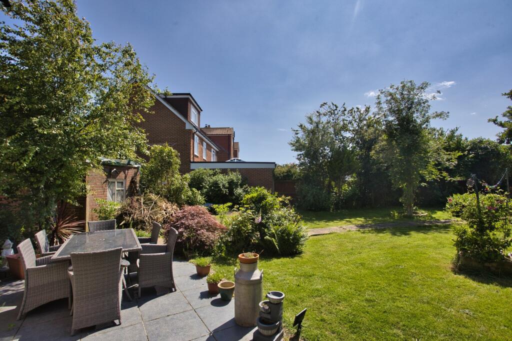 Additional image 11 of Shorncliffe Crescent, Folkestone, CT20