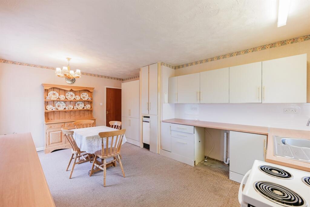 Additional image 10 of Sutton Lane, Hilton, Derby