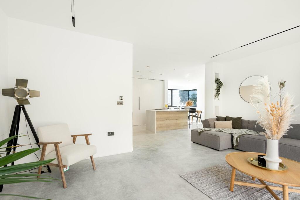 Additional image 5 of High Ridge, Hythe, Kent, CT21