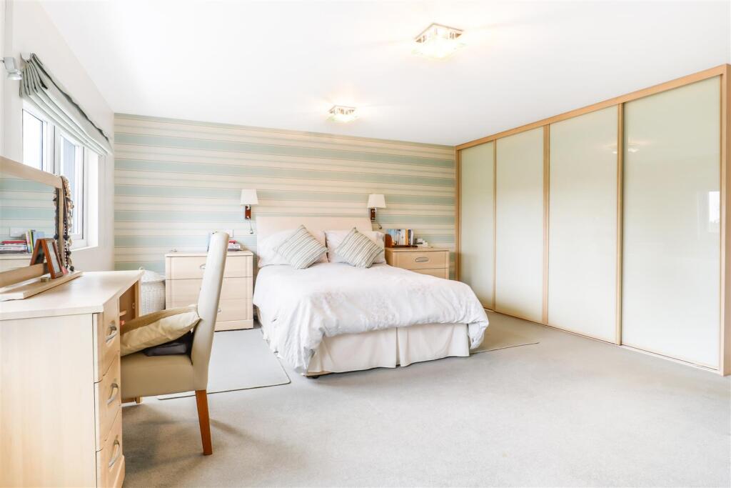 Additional image 15 of Highland Road, Kenilworth