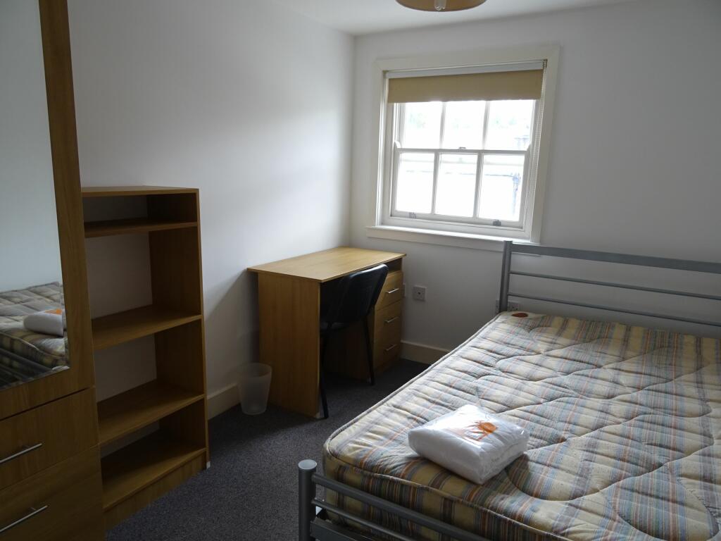 Additional image 9 of Flat 2, 131-135 Regent Street, Leamington Spa