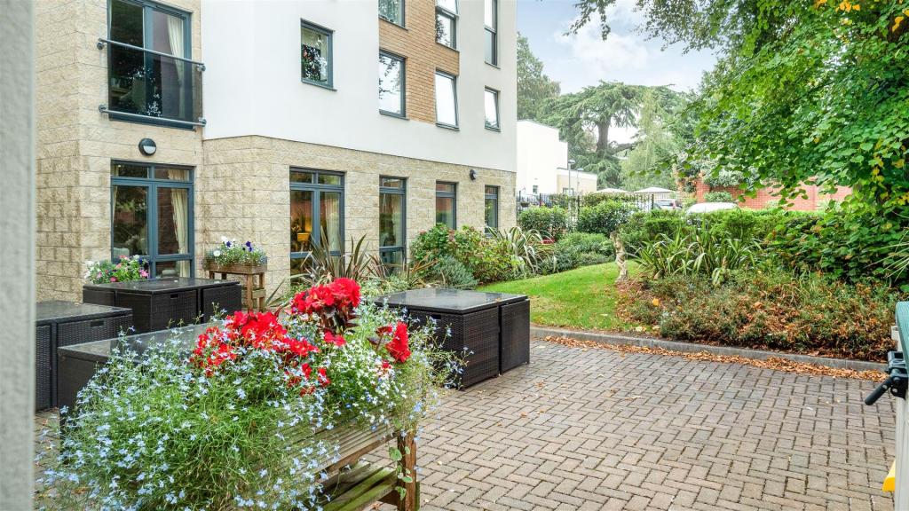 Additional image 10 of Wilton Court, Southbank Road, Kenilworth, CV8 1RX