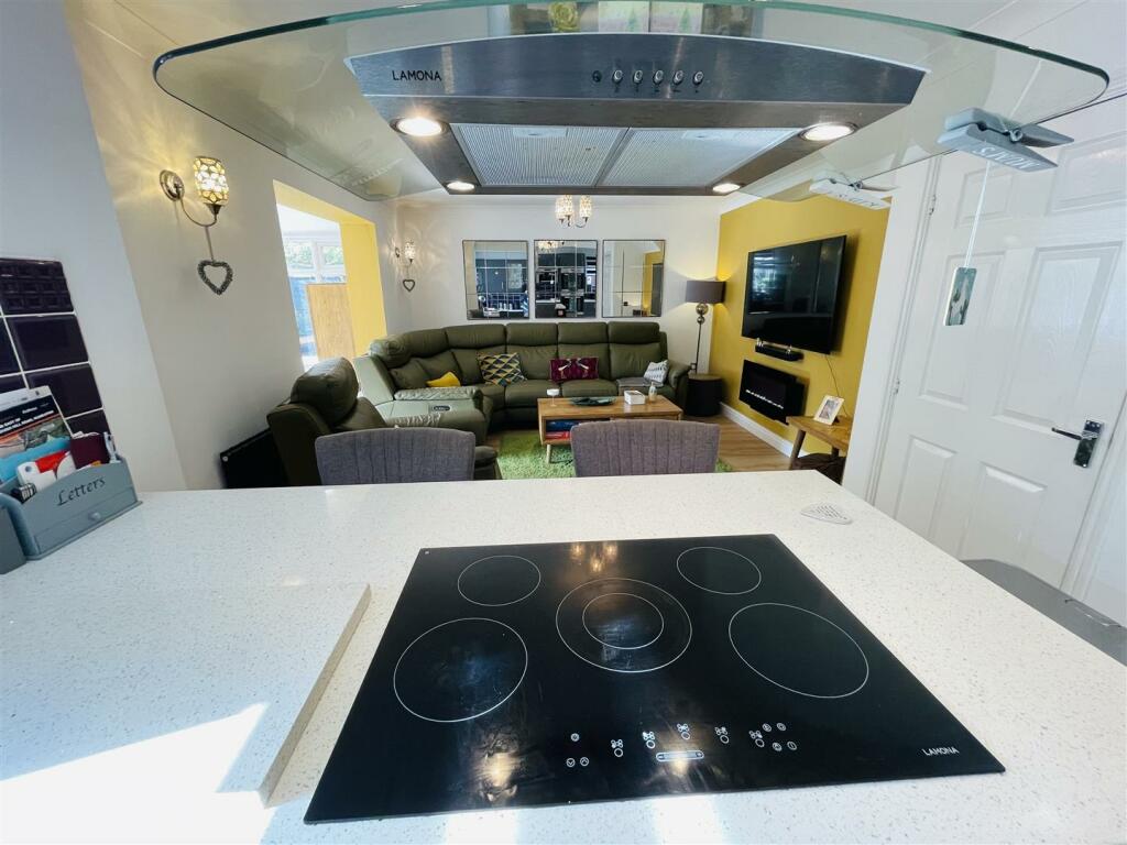 Additional image 12 of Campbell Close, Galley Common