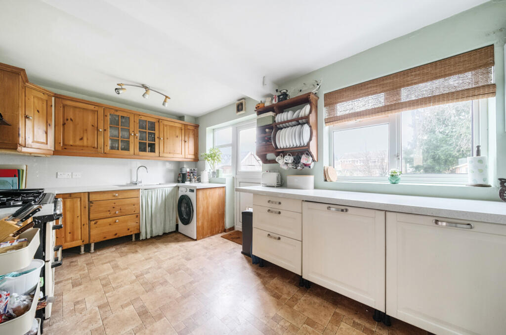 Additional image 16 of Cedar Drive, Sutton At Hone, Dartford, Kent, DA4