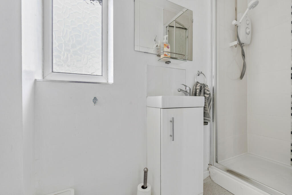 Additional image 18 of Orchard Way, Southam, CV47