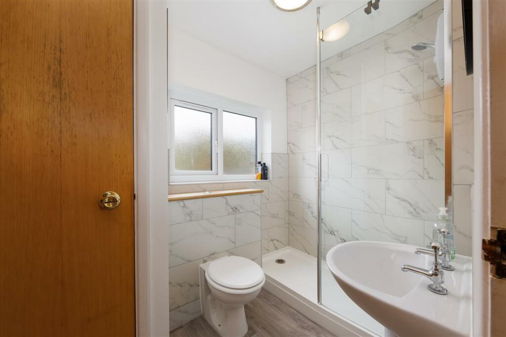 Additional image 8 of Spring Pool, Warwick