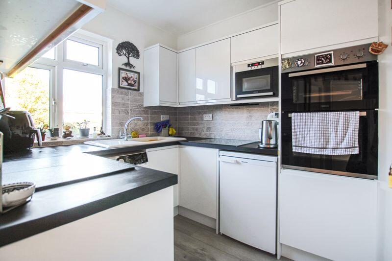 Additional image 16 of Hythe Avenue, Bexleyheath