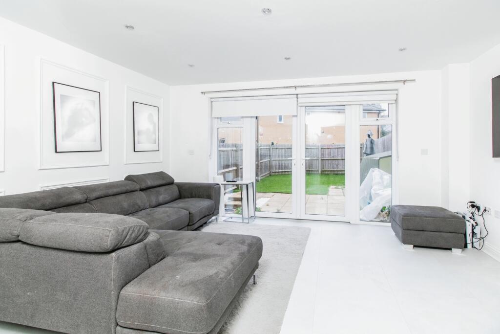 Additional image 3 of Newham Way, Erith, DA8