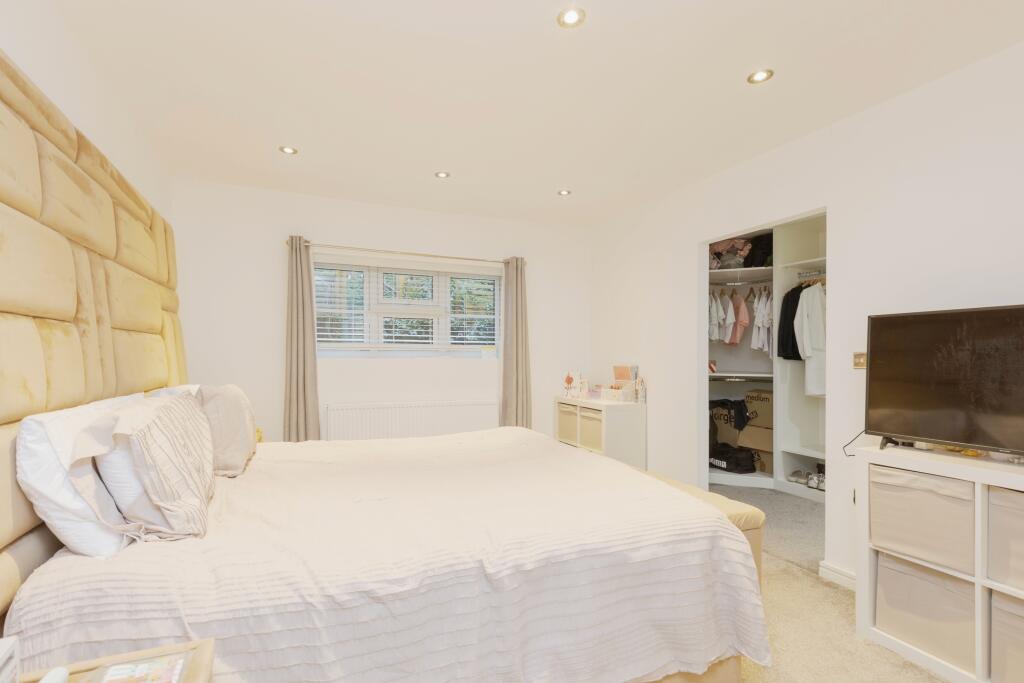 Additional image 12 of Woodland Close, Longfield, Kent, DA3