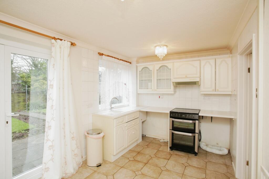 Additional image 15 of Newton Close, Nuneaton, CV10