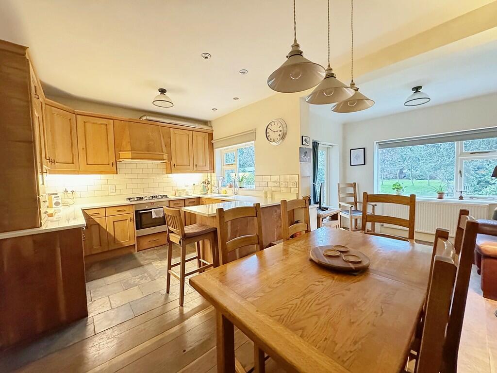 Additional image 7 of Burton Green