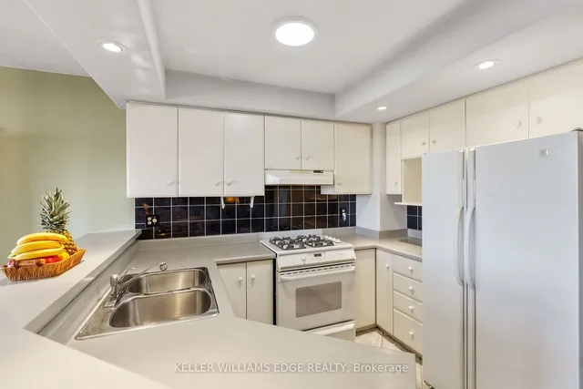 Additional image 16 of 2774 King St Unit 41