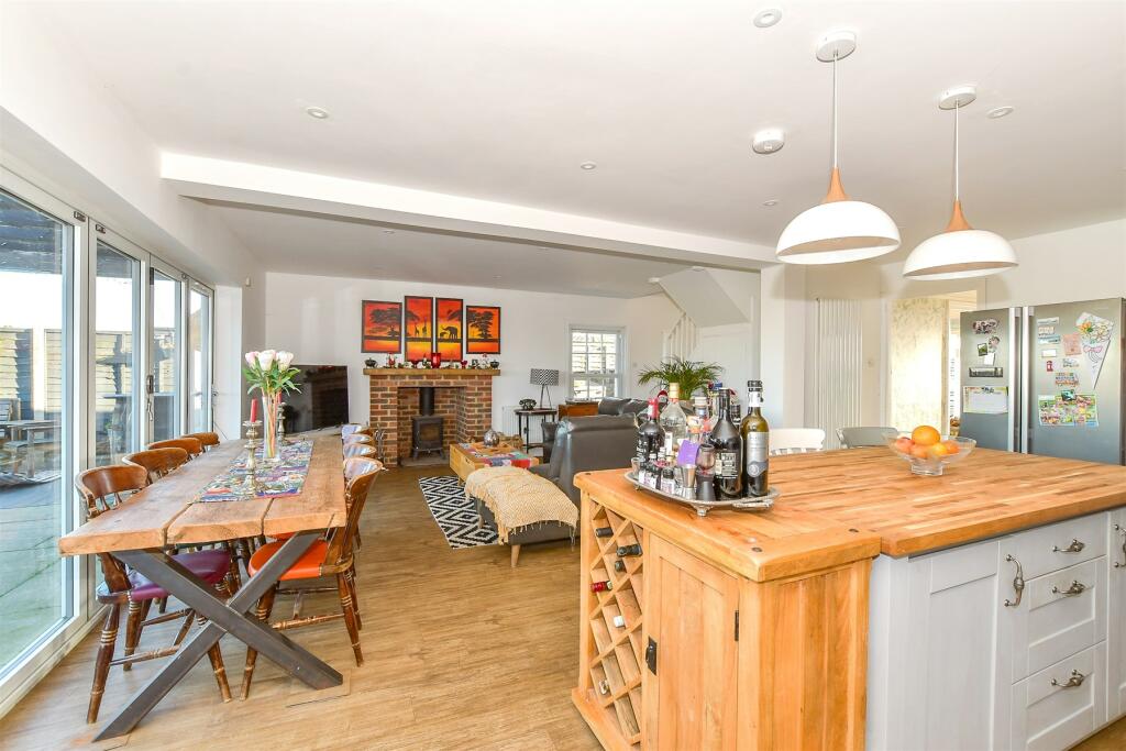 Additional image 19 of Capel-Le-Ferne, Capel-Le-Ferne, Folkestone, Kent