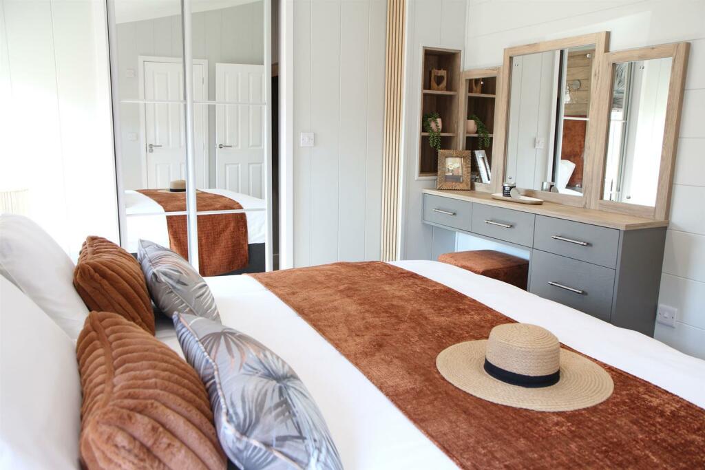 Additional image 13 of Bosworth Lakeside Lodges, Market Bosworth,