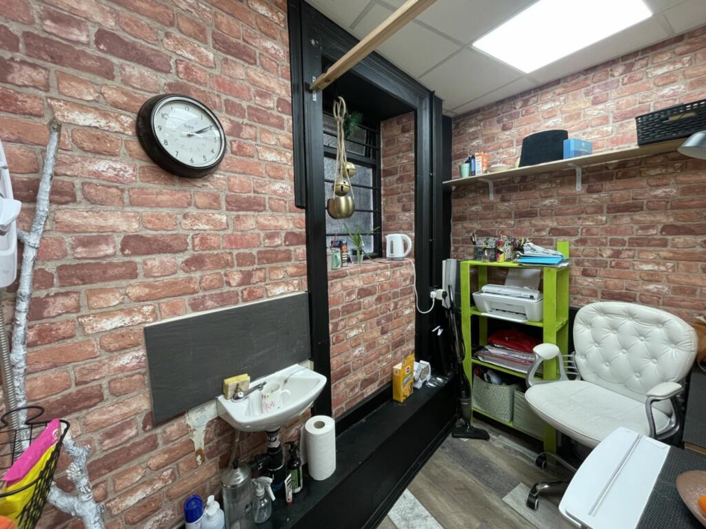 Additional image 5 of High Street, Hythe, CT21