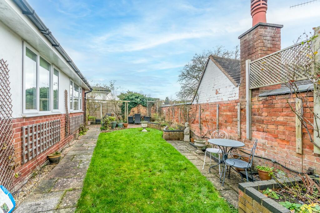 Additional image 20 of Frogmore Road, Snitterfield, CV37