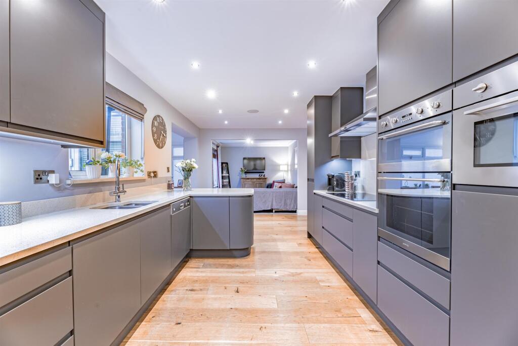 Additional image 8 of Exceptionally presented detached property tucked away on prized cul-de-sac