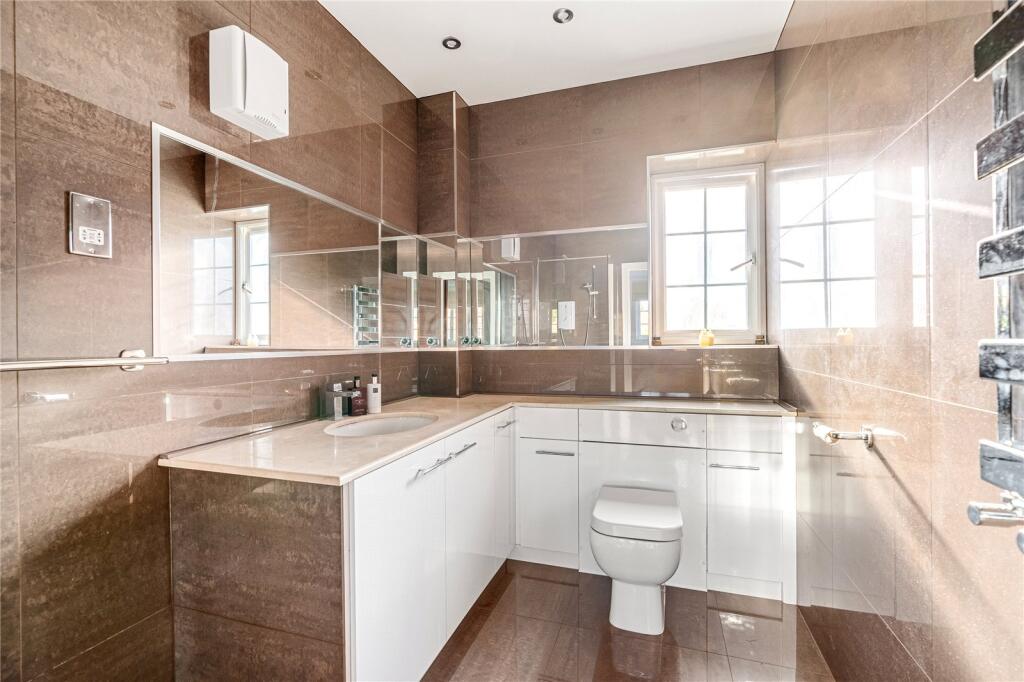 Additional image 23 of Broadwood, Gravesend, Kent, DA11