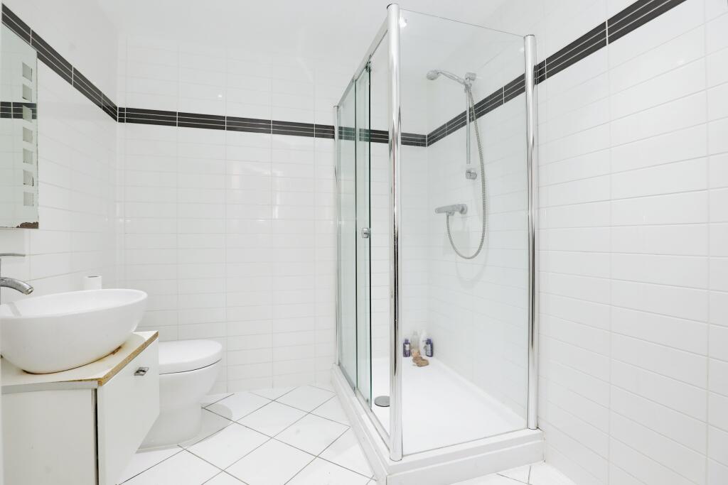 Additional image 13 of 16 Warwick Road, Stratford-upon-avon, CV37