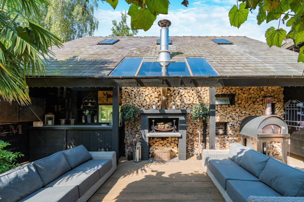 Additional image 6 of Architectural Masterpiece, Ashbourne, Derbyshire DE6