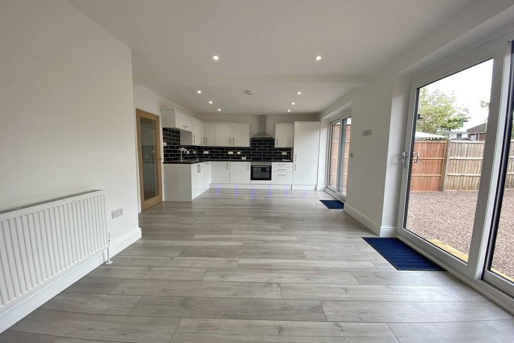 Additional image 4 of Roxburgh Croft, Leamington Spa