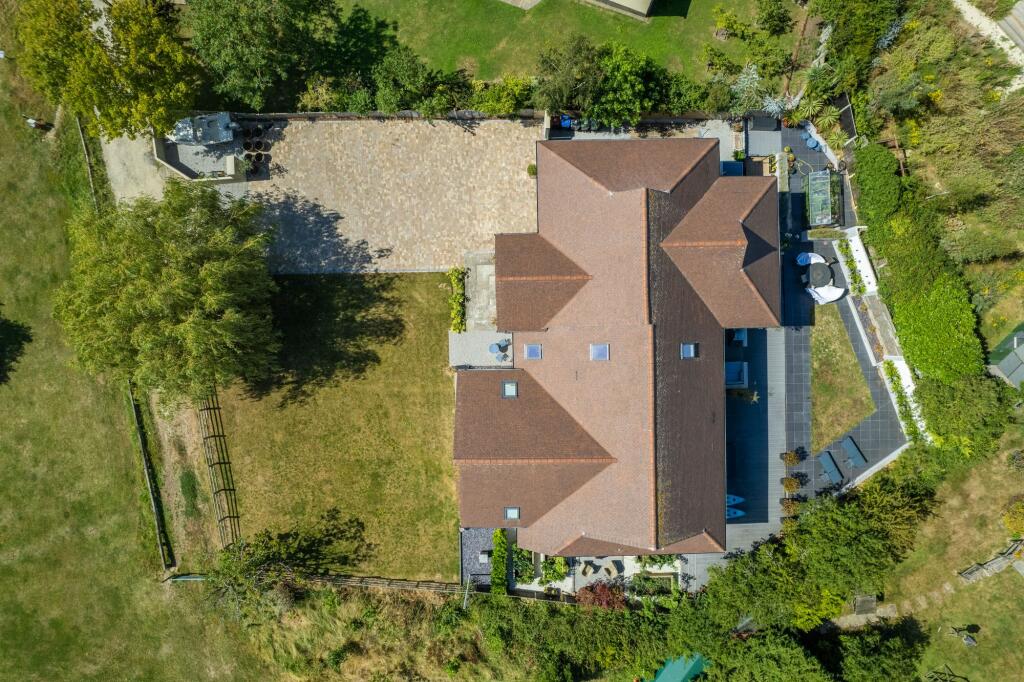 Additional image 40 of Borstal Avenue, Whitstable, CT5