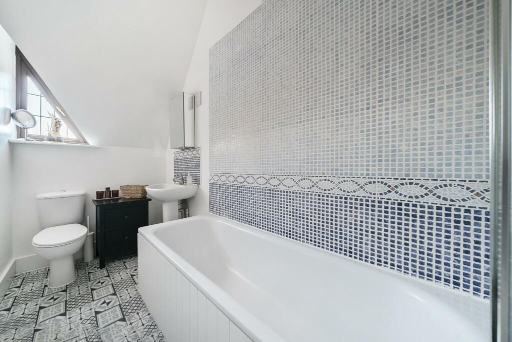 Additional image 9 of Godfrey Gardens, Chartham, Canterbury CT4