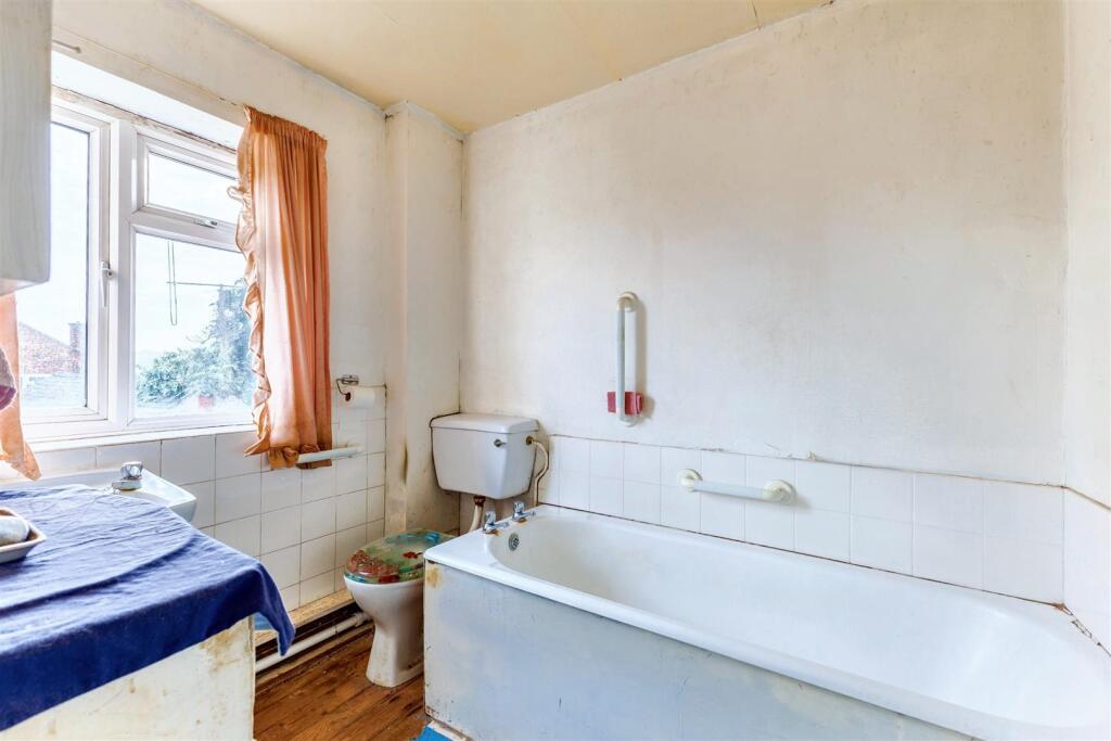 Additional image 21 of Stratford Road, Shipston On Stour