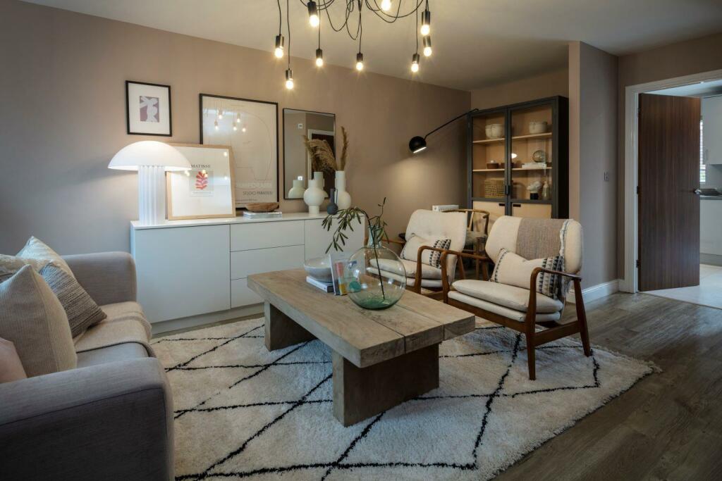 Additional image 2 of Lucas Lane, Hilton