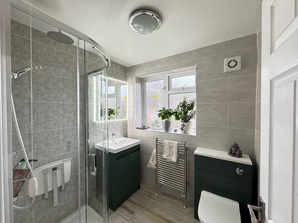 Additional image 5 of Henry Street, Kenilworth