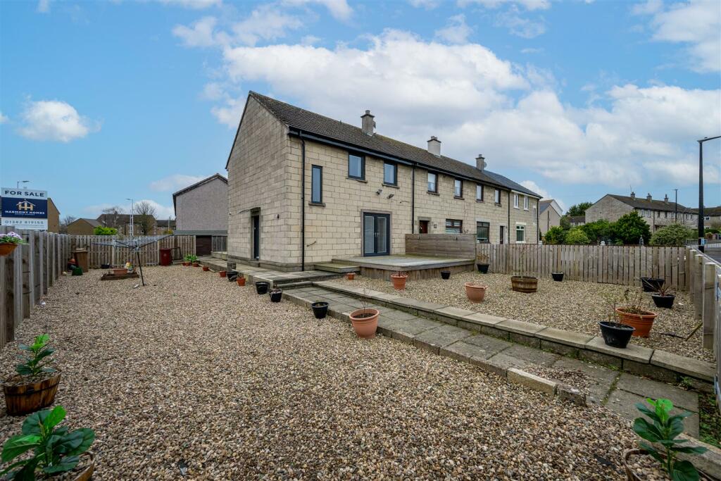 Additional image 14 of Ballantrae Gardens, Dundee