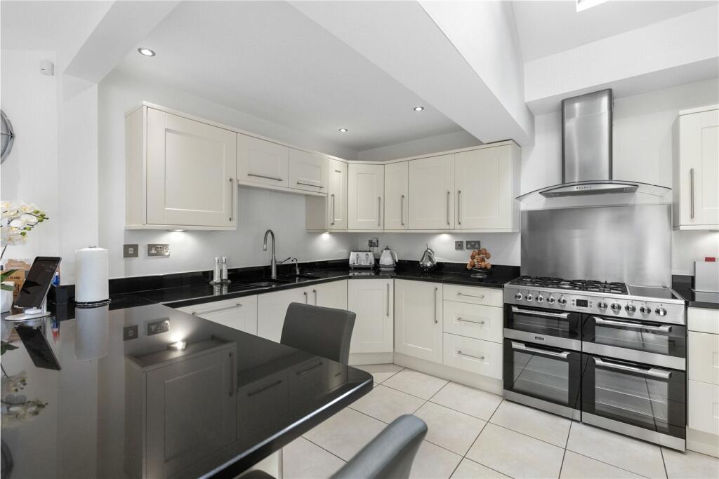 Additional image 10 of Huddesford Drive, Balsall Common, Coventry, West Midlands, CV7